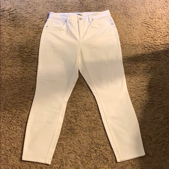 NWT Loft white jeans. - Picture 3 of 4